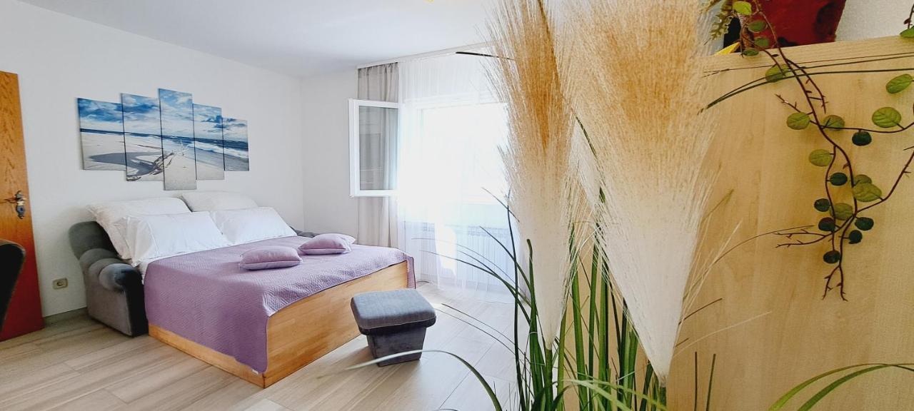 Apartments Darija & Pero Pucisca Dış mekan fotoğraf