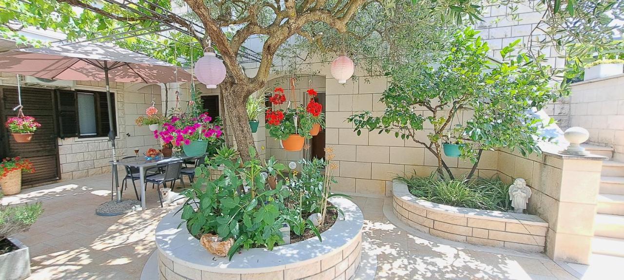 Apartments Darija & Pero Pucisca Dış mekan fotoğraf